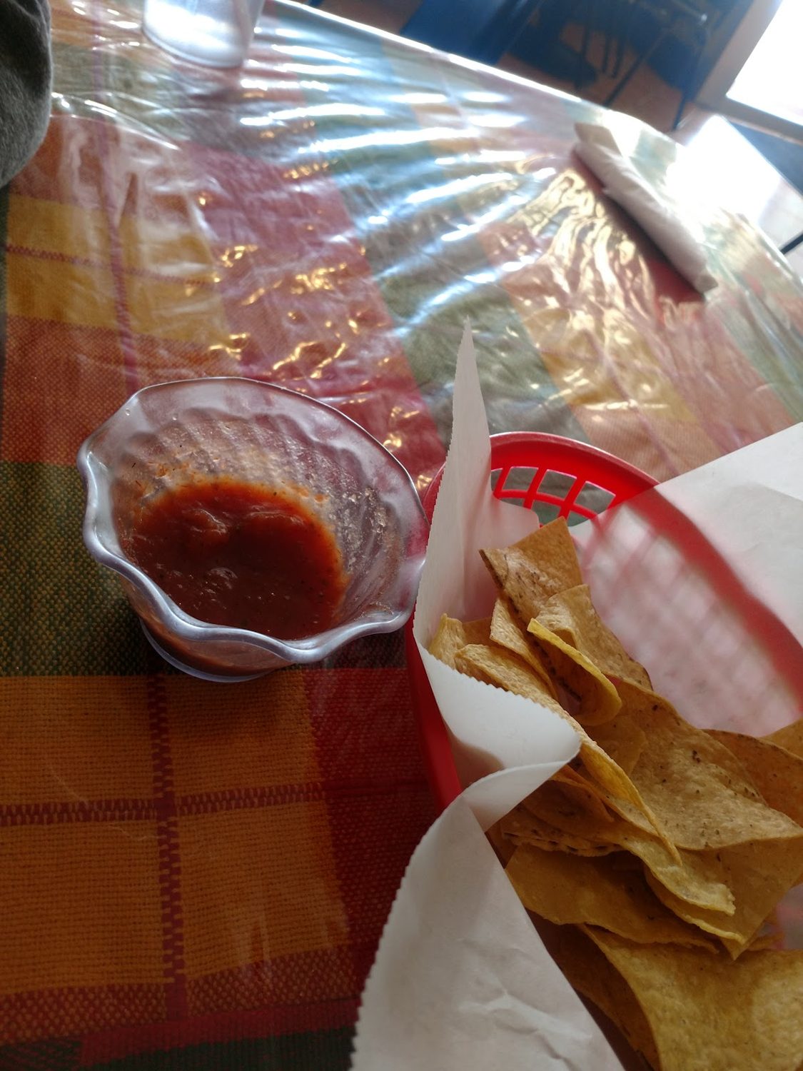 Chips and the house salsa at Janitzio